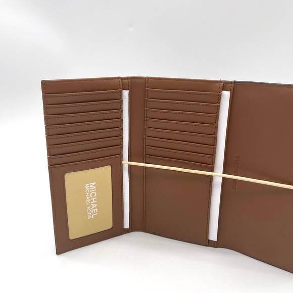 Michael Kors Carmen Large Tote Bag & Trifold Wallet - Picture 10 of 13